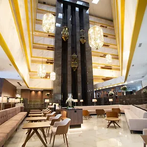 4* Hotel Center